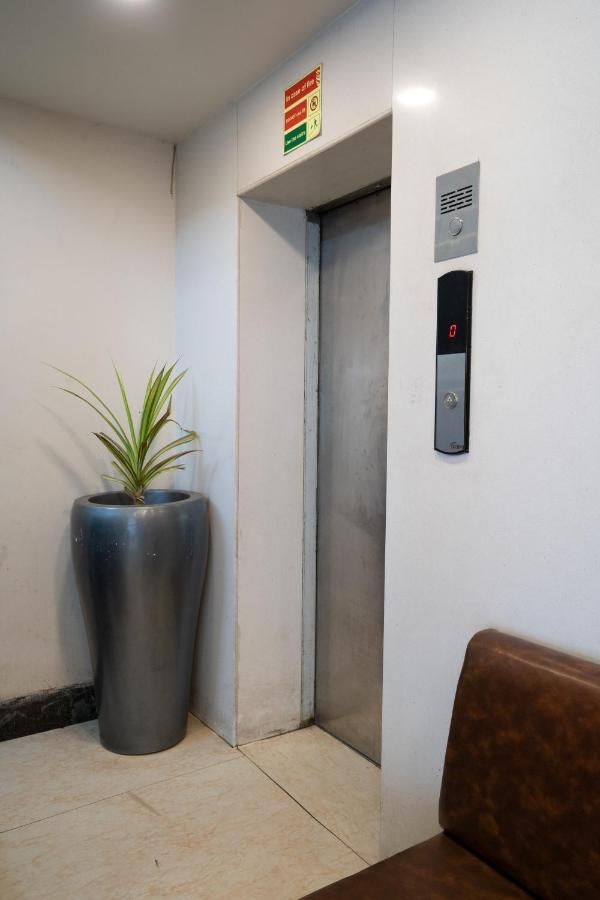Hotel Kyra Airport Ahmadabad Zewnętrze zdjęcie