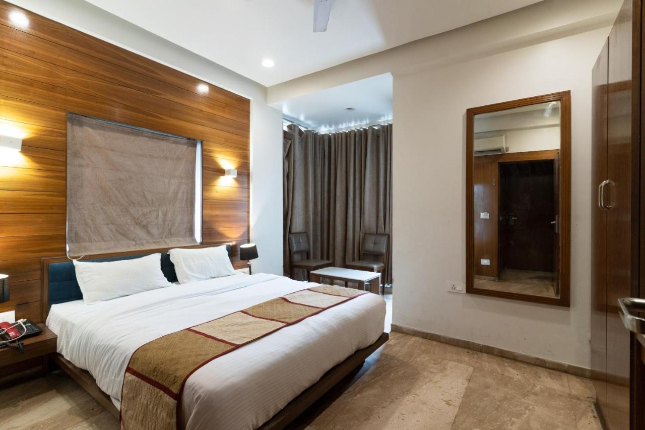 Hotel Kyra Airport Ahmadabad Zewnętrze zdjęcie