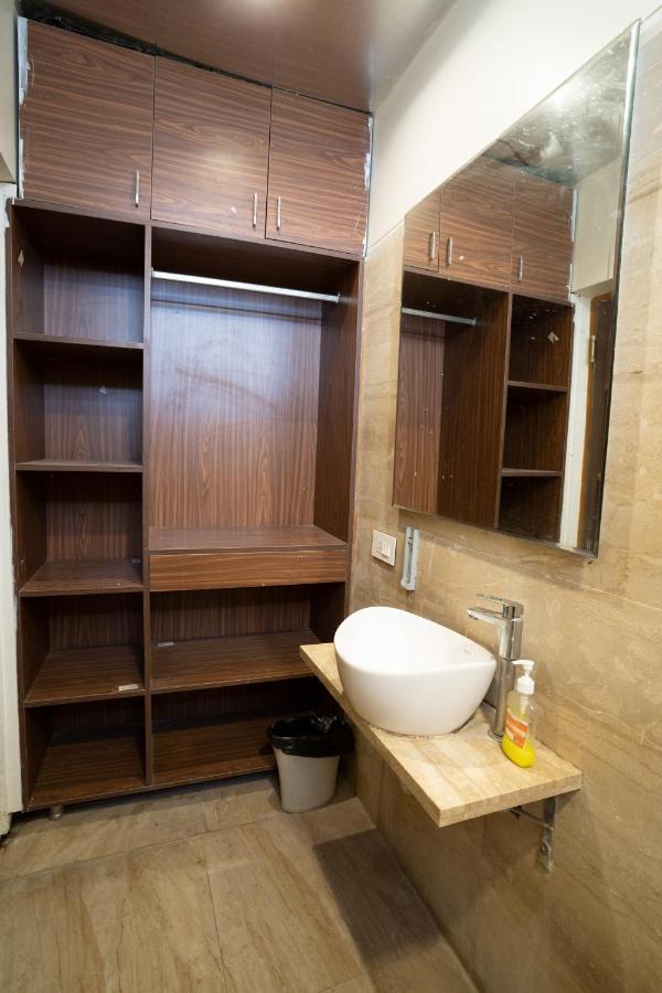 Hotel Kyra Airport Ahmadabad Zewnętrze zdjęcie